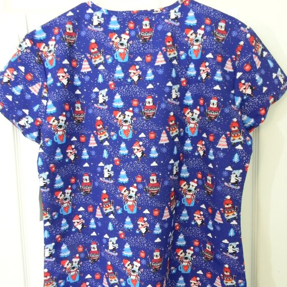Serene Uniforms Christmas Winter Penguins Blue Scrub Tops Sz S NWT - Picture 2 of 4